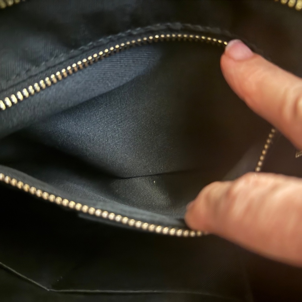 ANNA PAOLA, BLACK LEATHER BONNIE TOTE - Picture 6 of 9